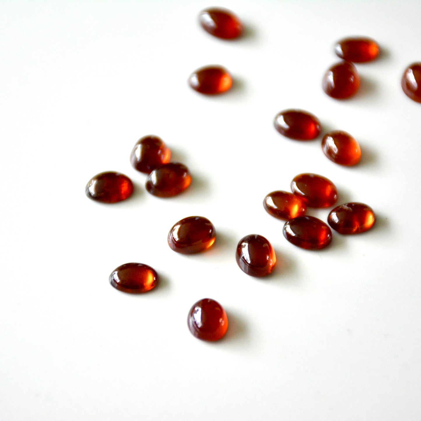 Hessoniet Granaat | Cabochon ovaal | 8x6 mm