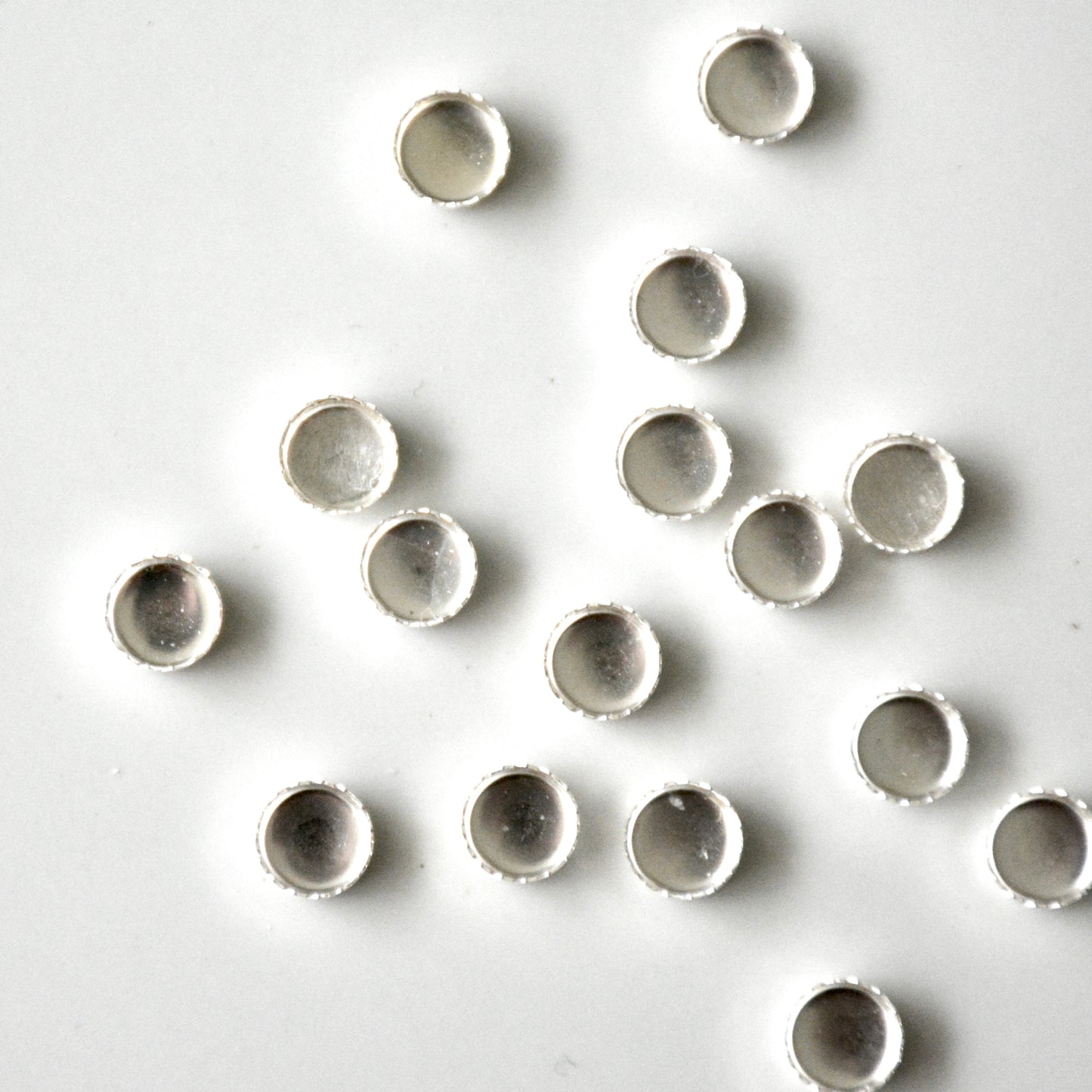 Zetbakje kartel rond | 6 mm