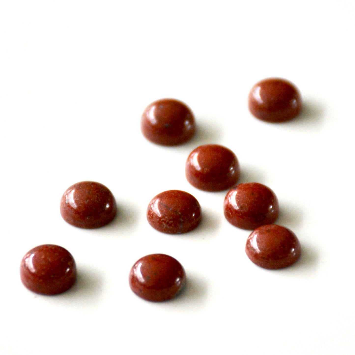 Rode jaspis | Cabochon rond | 8 mm