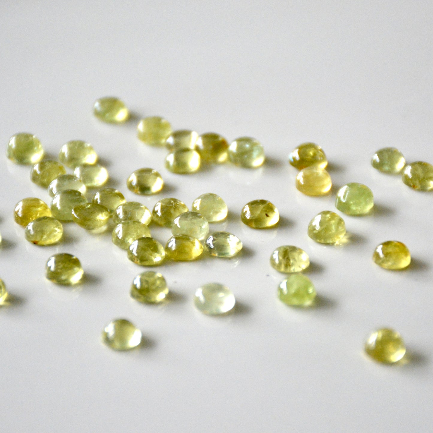 Grossulaar granaat | Cabochon rond | 6 mm