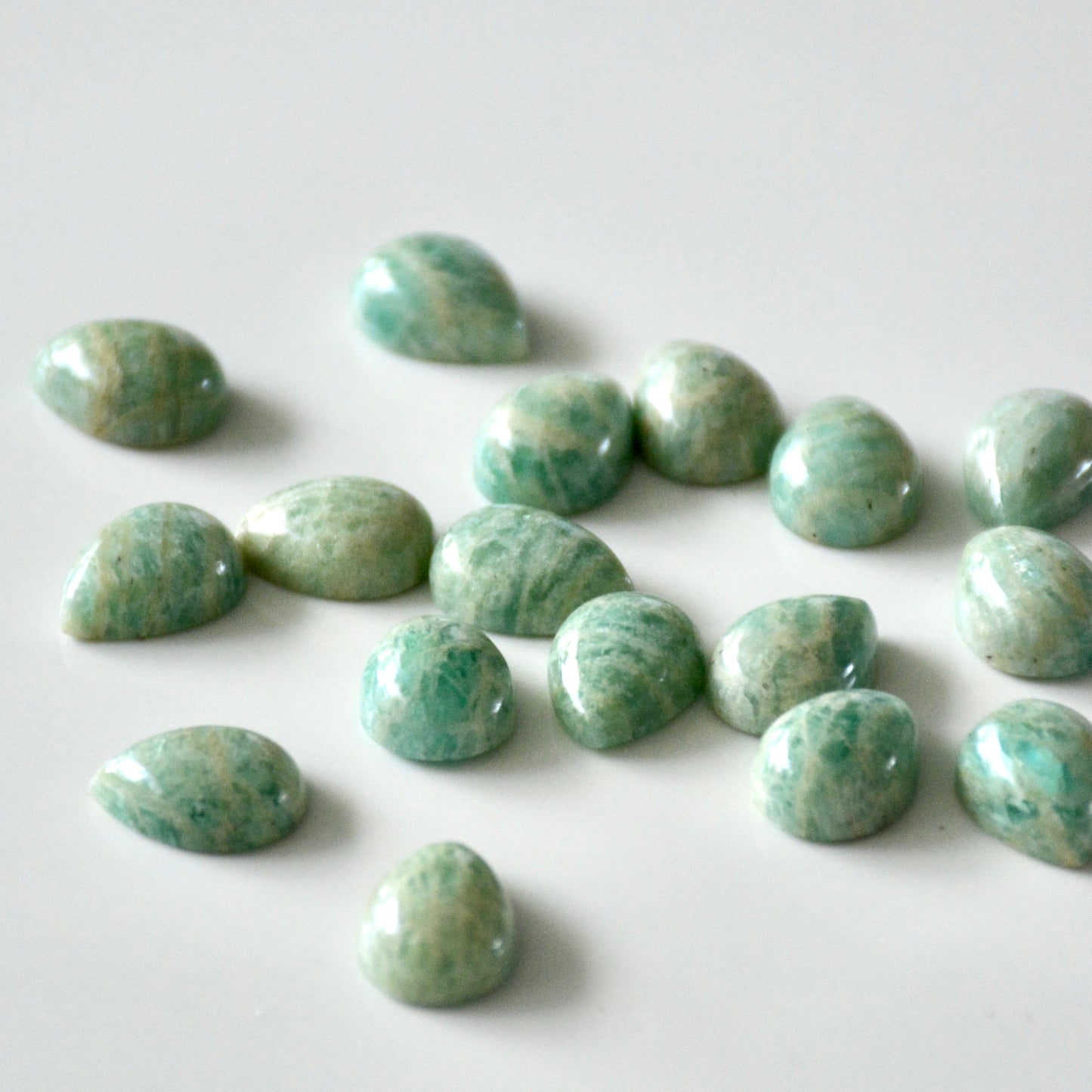 Amazonit | Cabochon-Tropfen | 14x10mm