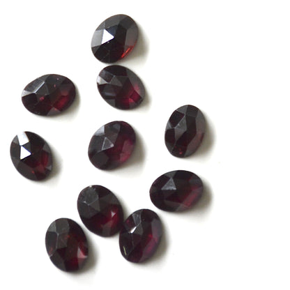 Granaat | Cabochon rose cut | 8x6 mm