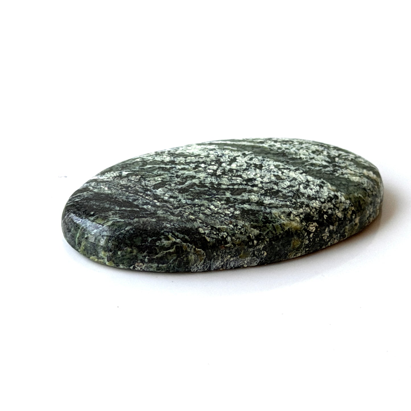 Green swiss opal | Cabochon ovaal | 38x21 mm