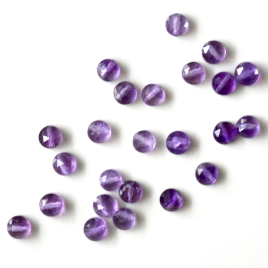 Amethyst | Cabochon-Rosenschliff | 4mm