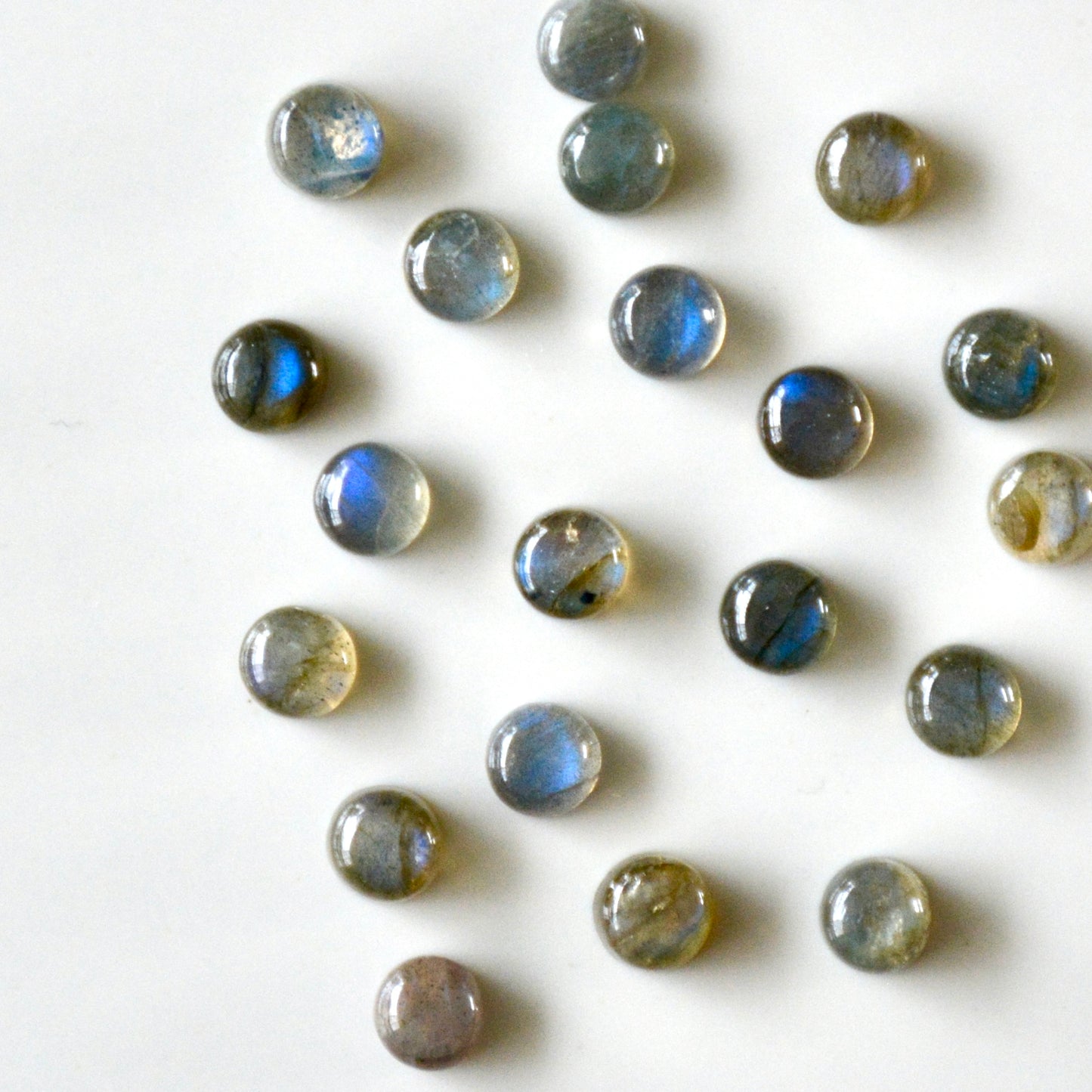 Labradorite | Cabochon round | 6mm