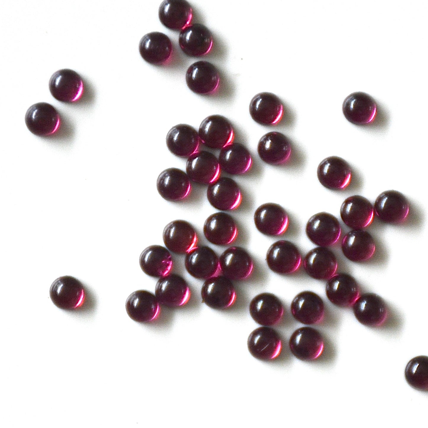 Almandien granaat | Cabochon rond | 3 mm