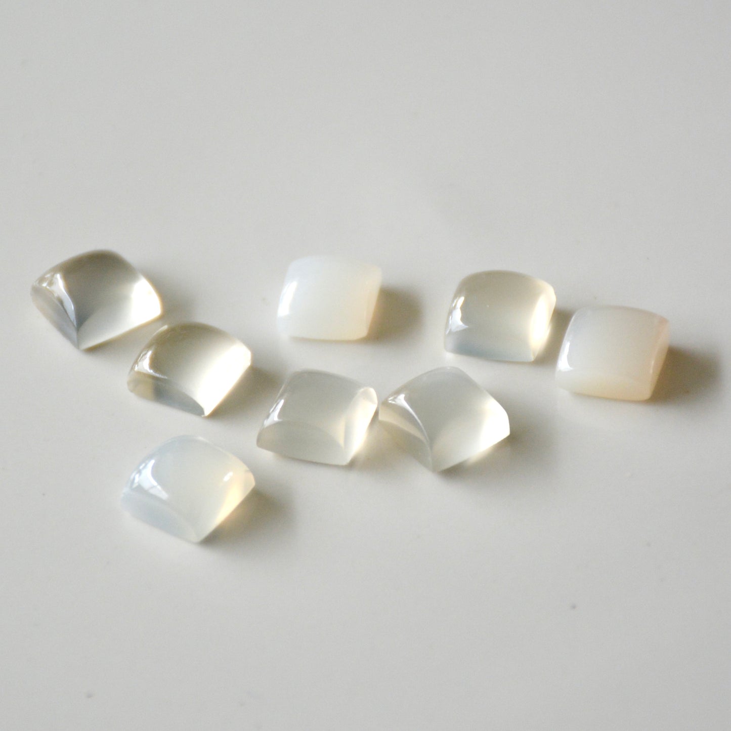 Witte maansteen | Cabochon vierkant | 8x8 mm