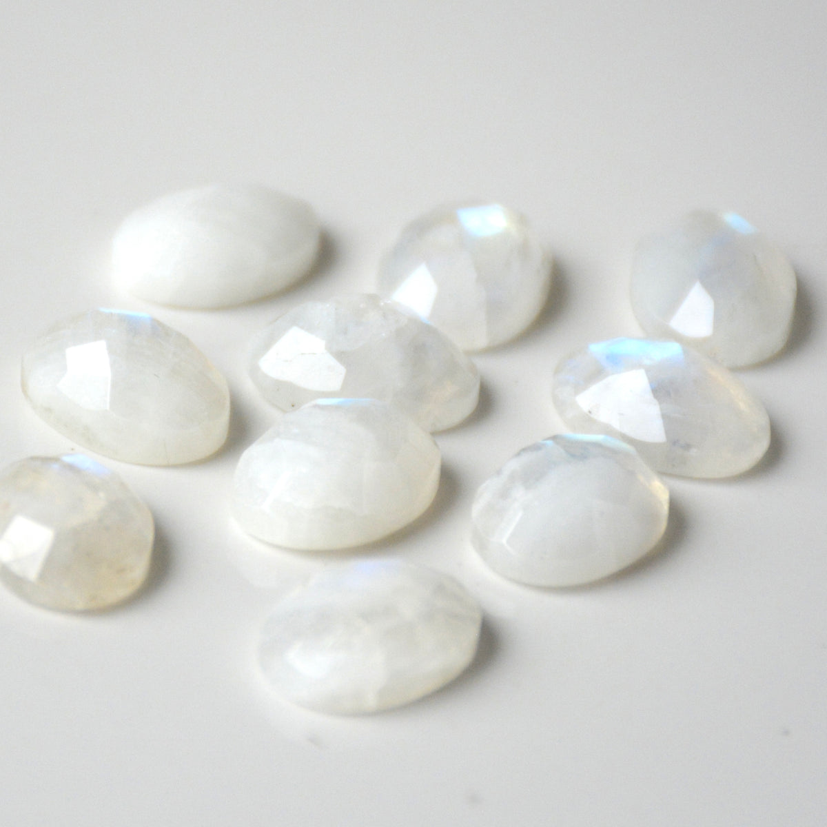 Regenboogmaansteen | Ovaal checker cut | 14x10 mm
