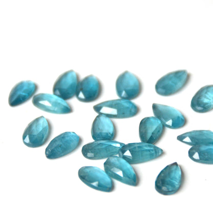 Paraiba kyaniet | Druppel rose cut | 10x5 mm