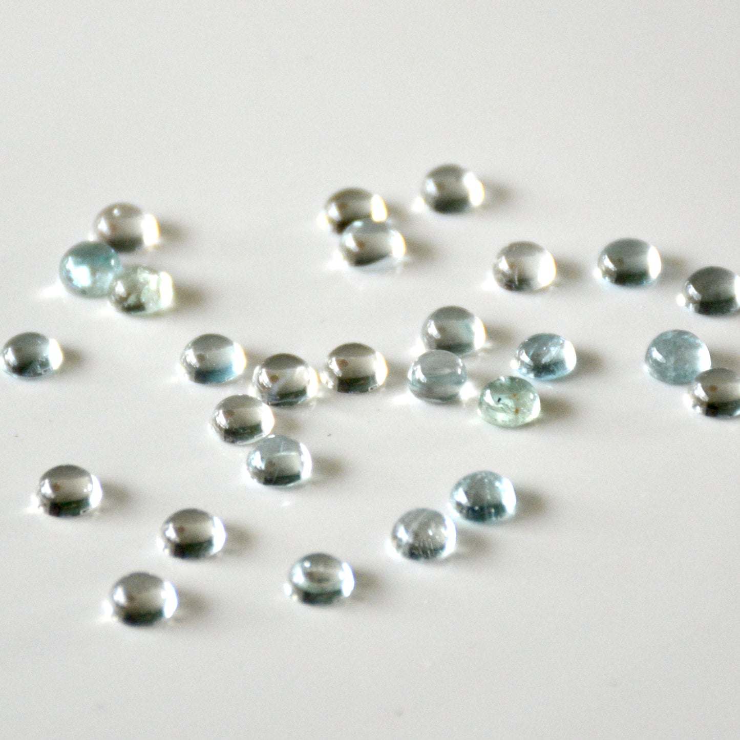 Aquamarin | Cabochon rund | 5mm