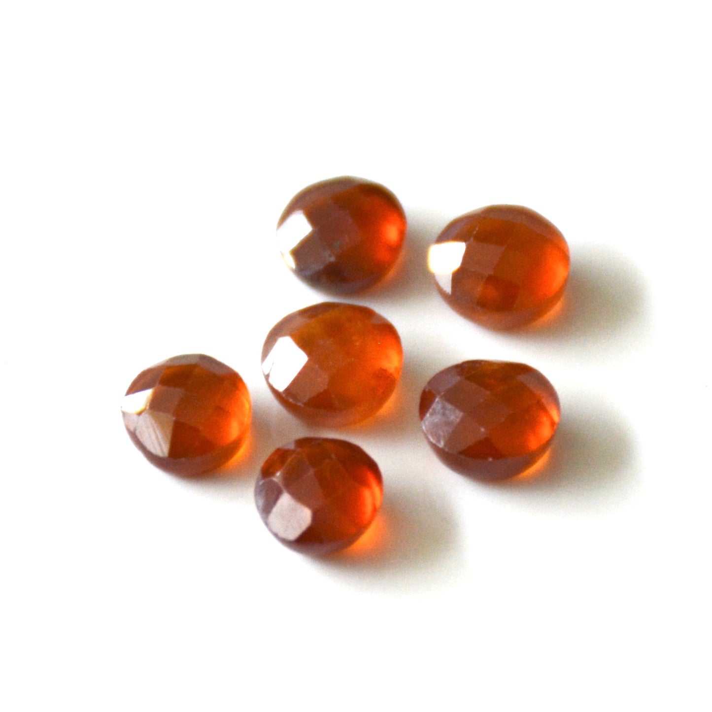 Hessoniet granaat | Cabochon rosecut | 6 mm