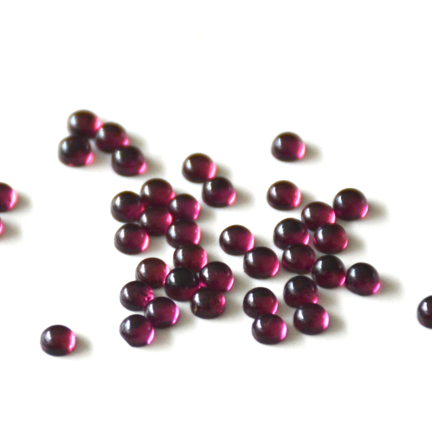 Almandien granaat | Cabochon rond | 3 mm