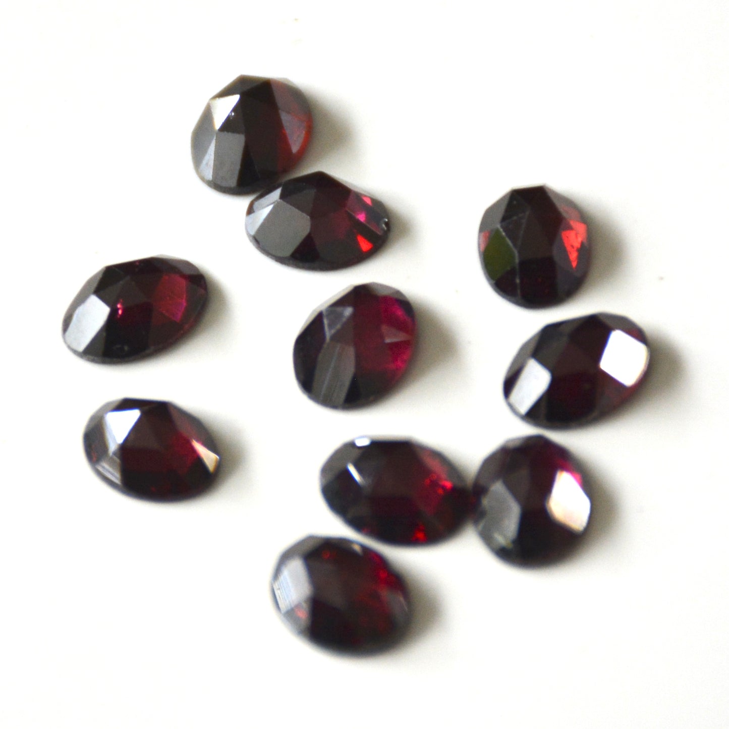 Granaat | Cabochon rosecut | 8x6 mm