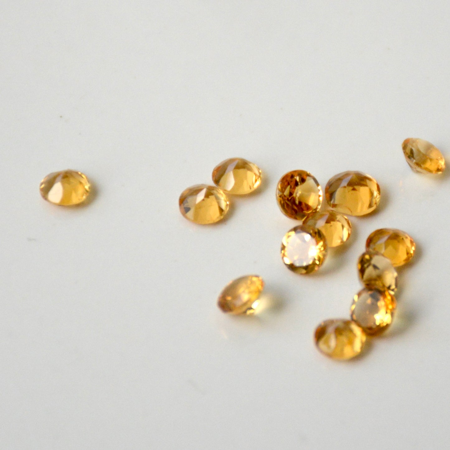 Citrien brandy | Facet rond | 4 mm