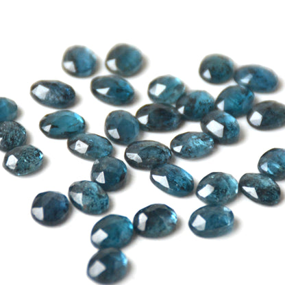 Teal moskyaniet | Ovaal rose cut | 8x6 mm