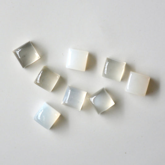 Witte maansteen | Cabochon vierkant | 8x8 mm