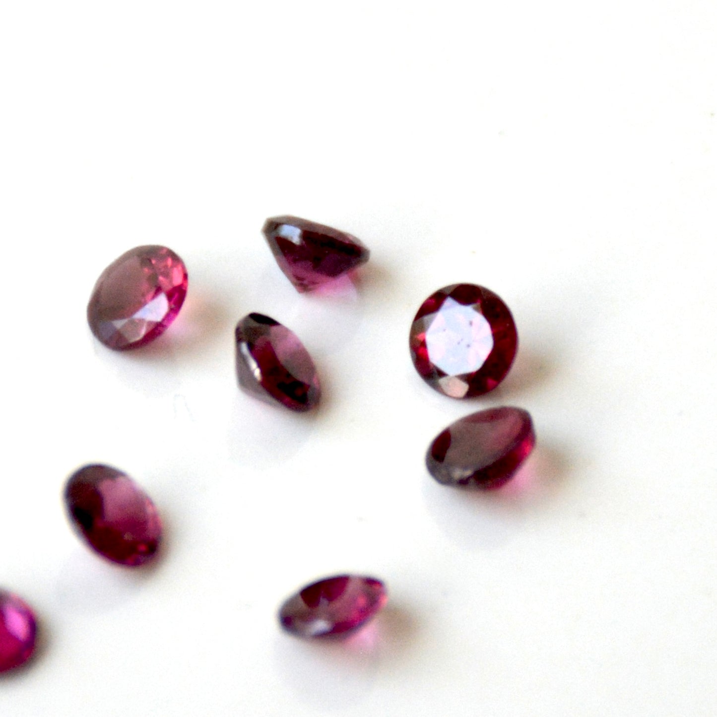 Rhodoliet granaat | Facet rond | 4 mm