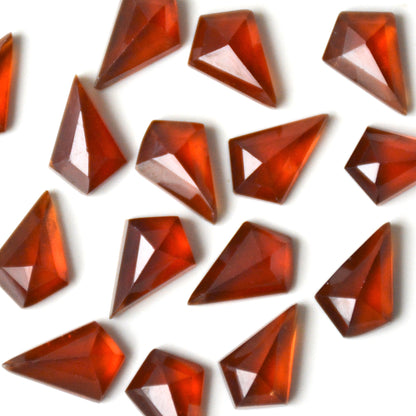 Hessoniet granaat | Vlieger kite cut | 12x8 mm