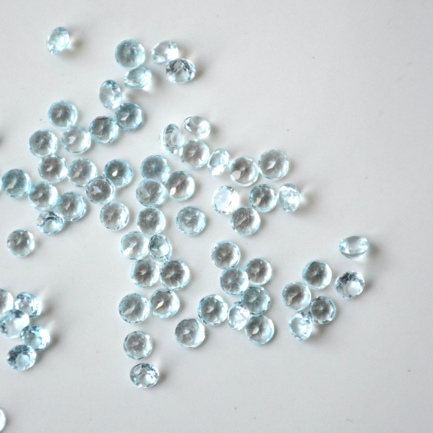 Topaas sky blue | Facet rond | 4 mm